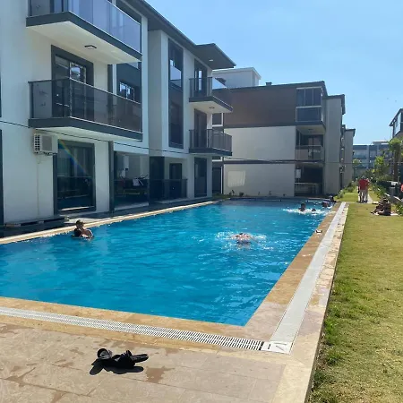 Zeusholiday Apartment *